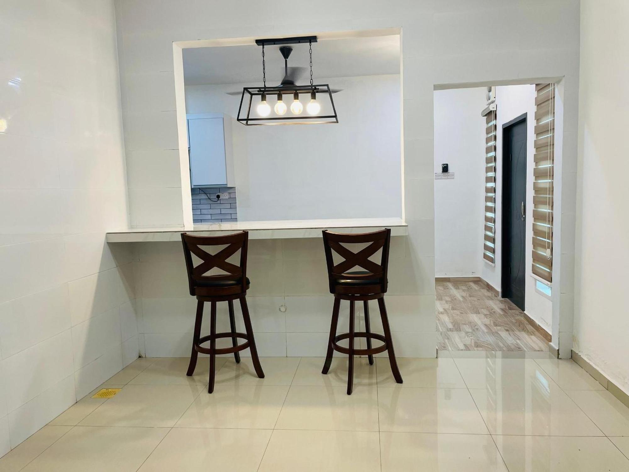 Nazirin Homestay No 27 Tmn Desa Manjung Lumut Kültér fotó